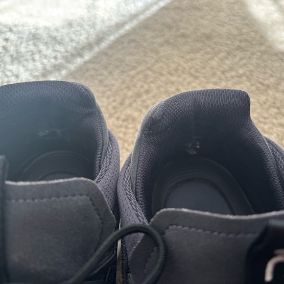 2 pairs of On Cloud Cloud Novas - Picture 11 of 12